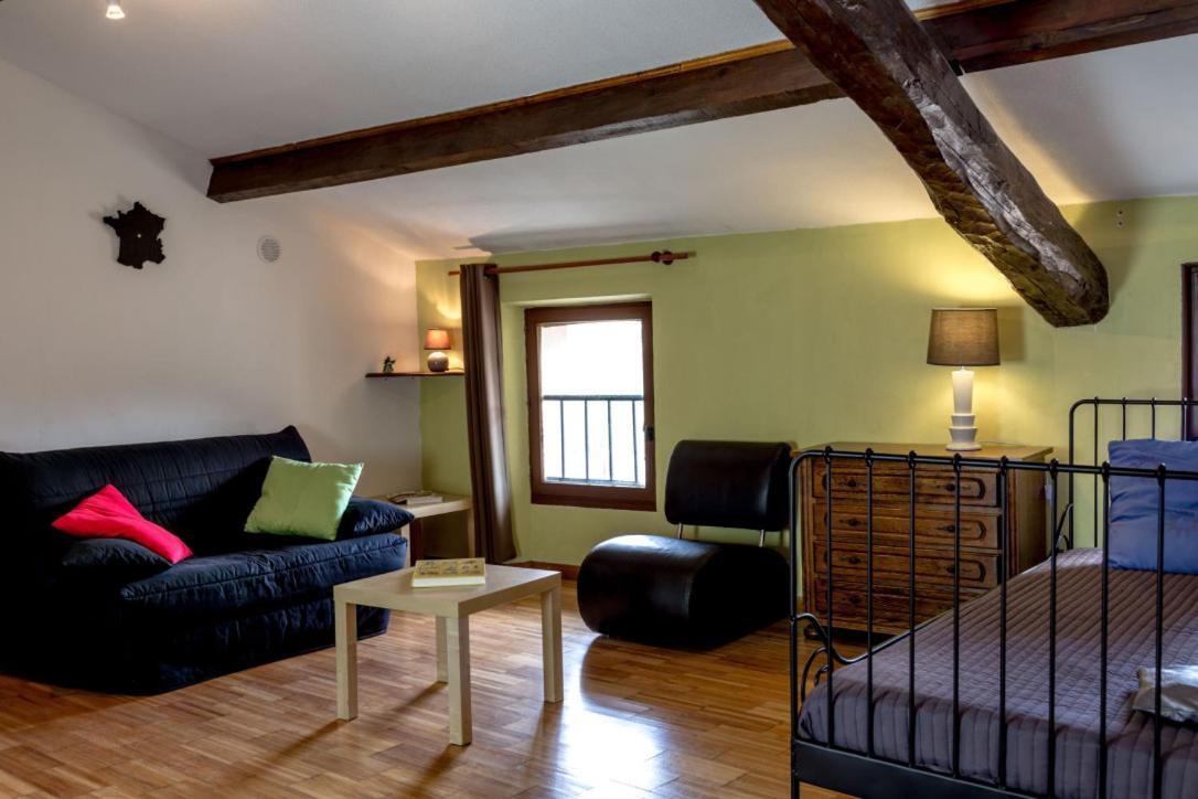 מונברון-לה-בה Gite Chambres D'Hotes Le Bellevue מראה חיצוני תמונה