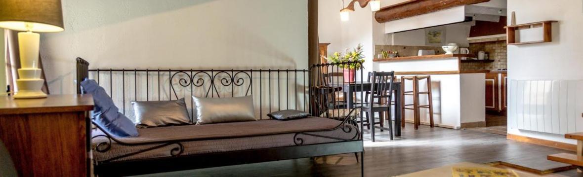 מונברון-לה-בה Gite Chambres D'Hotes Le Bellevue מראה חיצוני תמונה